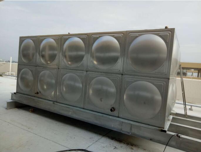 有人問不銹鋼水箱是選方的好還是圓的好? 有人問不銹鋼水箱是選方的好還是圓的好?